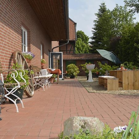 Gaestezimmer Emmis Erbe Peine Buitenkant foto