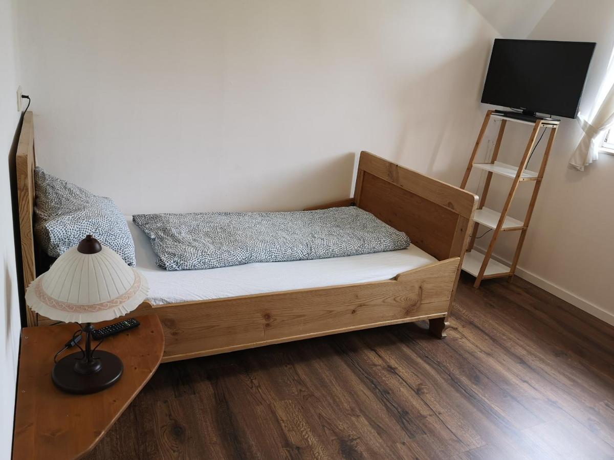 Gaestezimmer Emmis Erbe Peine Buitenkant foto