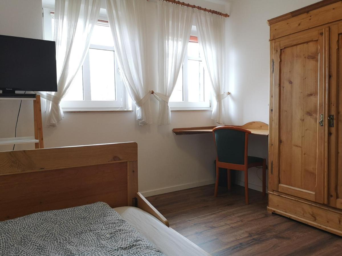 Gaestezimmer Emmis Erbe Peine Buitenkant foto